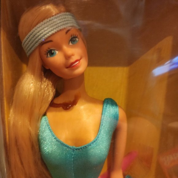 Vintage 1983 Great Shape Barbie - Picture 3 of 5